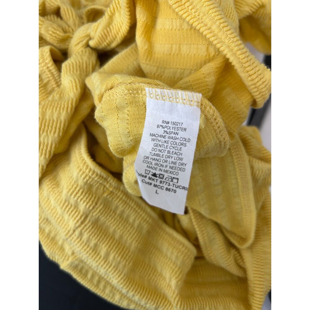 Wilde Yellow Textured Short Sleeve Tie Front Top Size L